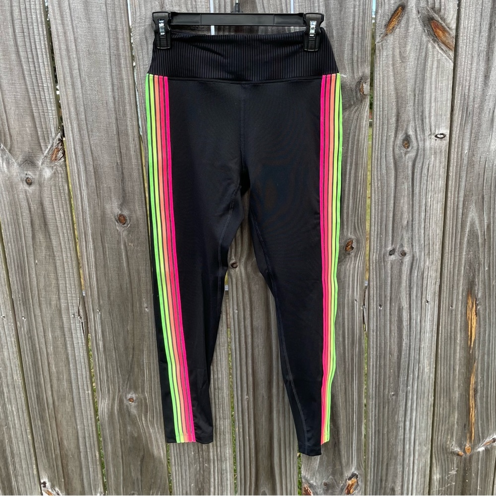 Victoria’s Secret Pink Ultimate Leggings